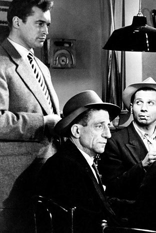 A list of recommended film noirs.